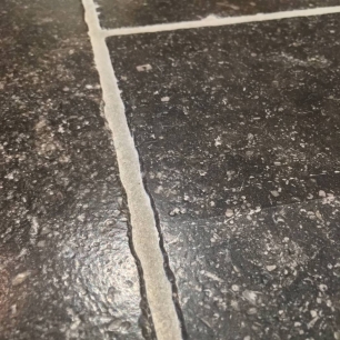 Pierre naturelle au sol - Descloux Carrelage