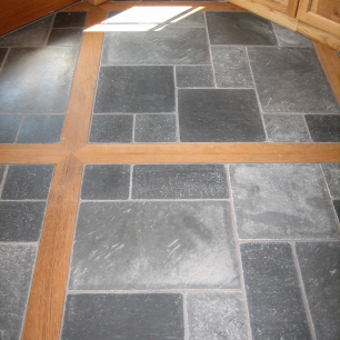 Pierre naturelle au sol - Descloux Carrelage