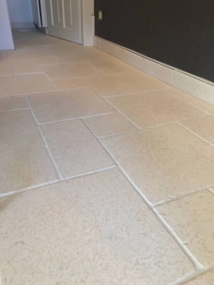 Pierre naturelle au sol